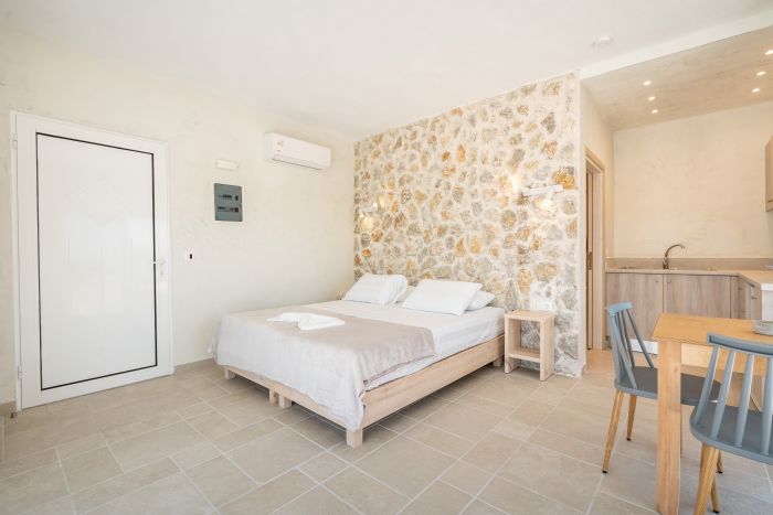 SEA VIEW ROOM